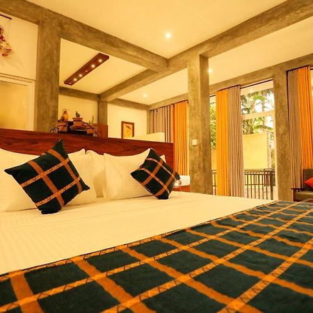 Villa Sanni 18 Hikkaduwa Bagian luar foto