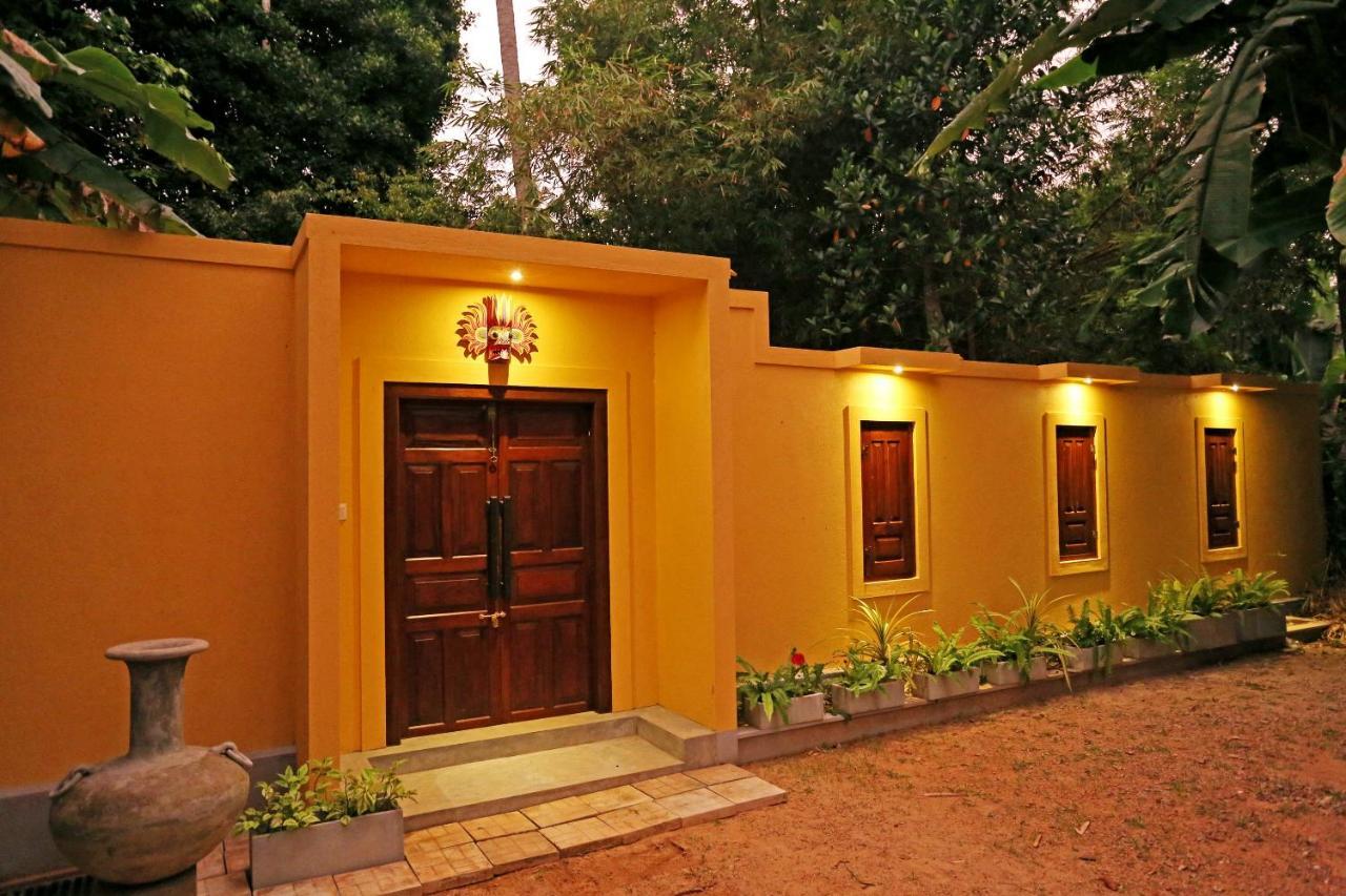 Villa Sanni 18 Hikkaduwa Bagian luar foto
