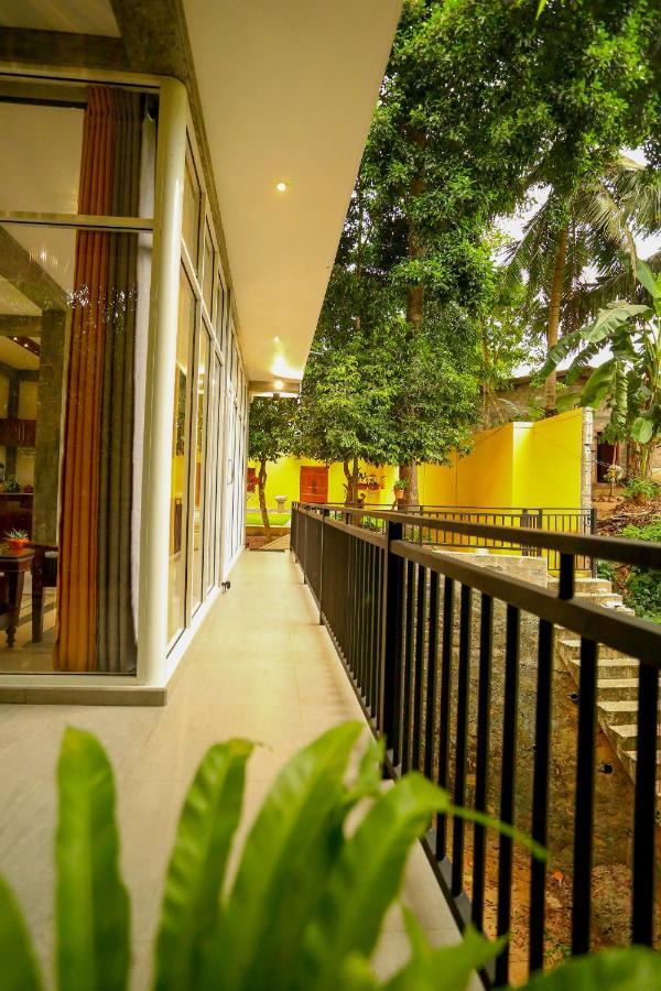 Villa Sanni 18 Hikkaduwa Bagian luar foto
