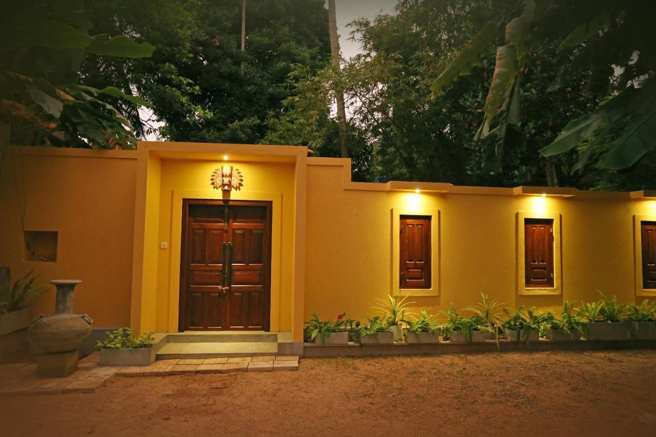 Villa Sanni 18 Hikkaduwa Bagian luar foto